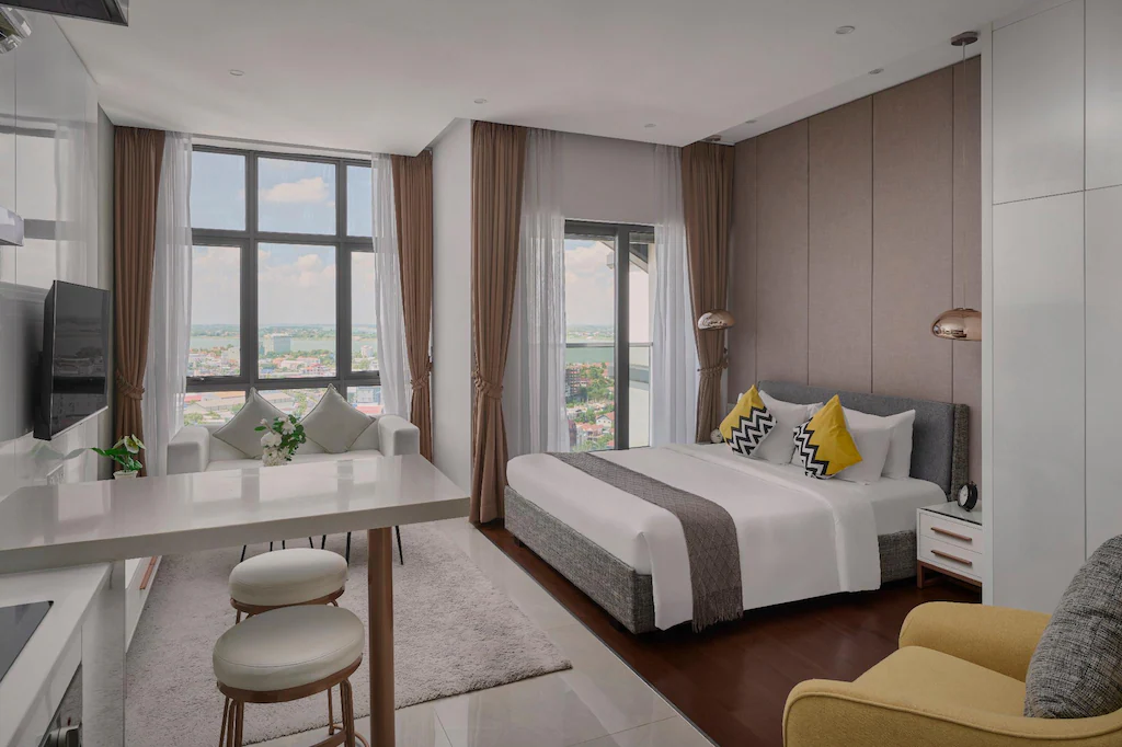 The Peninsula Phnom Penh Room