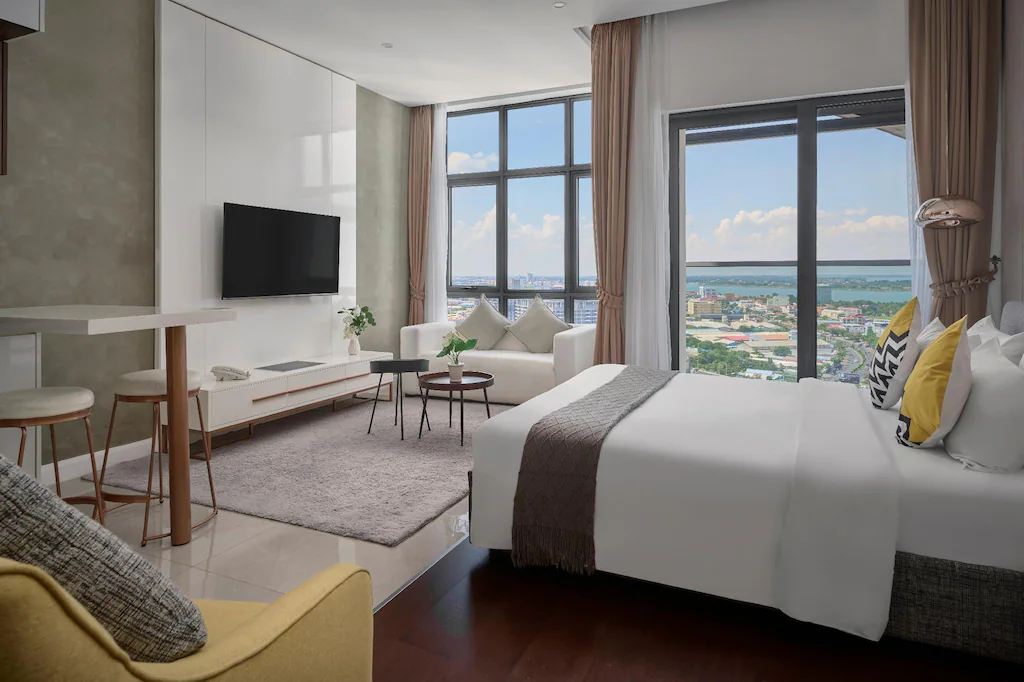 The Peninsula Phnom Penh